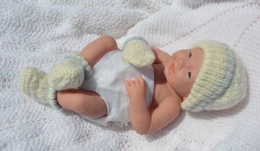 hand knitted baby clothes