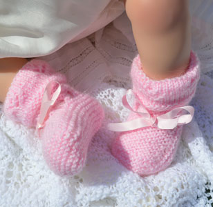 sophie alpaca bootees pink